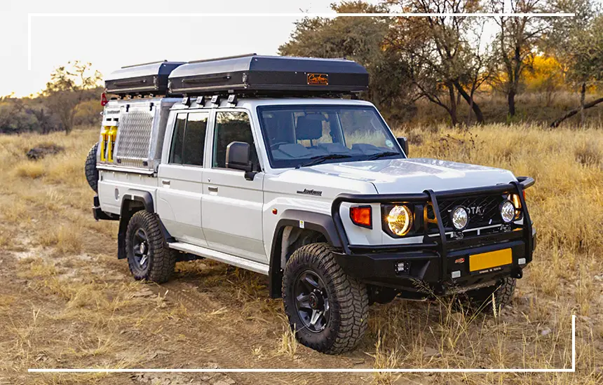 Autohuur-Namibie-Toyota-Landcruiser-Automaat-groep-Q